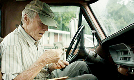 حامل / The Mule